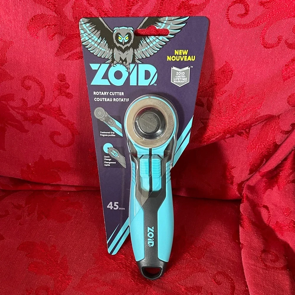 🌵3/$15 ZOID Rotary 45 mm Cutter in Blue and Black ( see description)